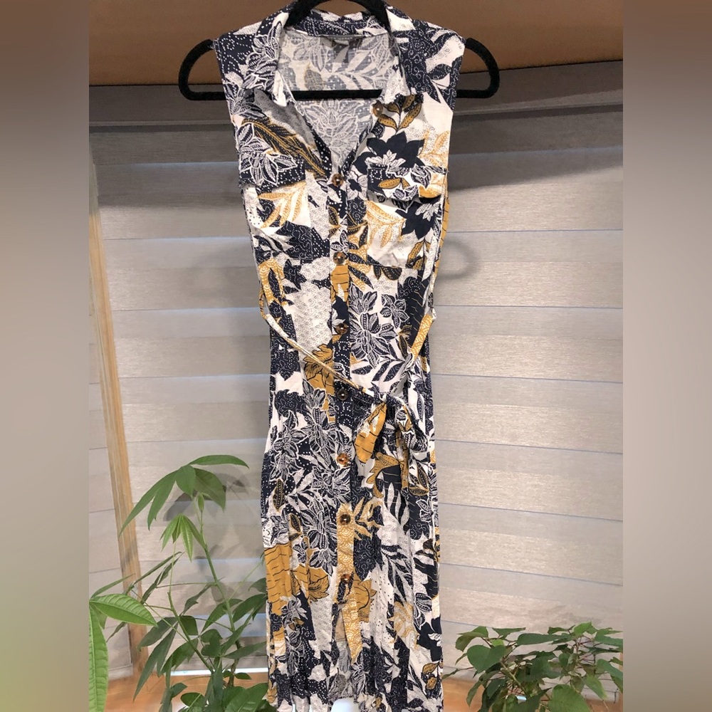 Primark collared button up mid length floral patchwork dress
- size 4
